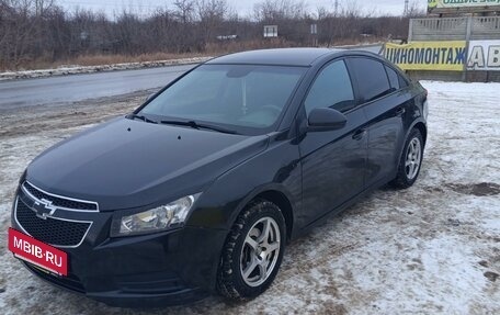 Chevrolet Cruze II, 2009 год, 650 000 рублей, 2 фотография