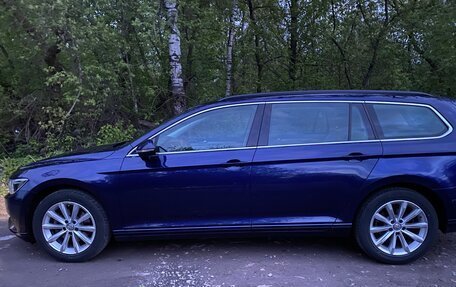 Volkswagen Passat B8 рестайлинг, 2018 год, 1 900 000 рублей, 4 фотография