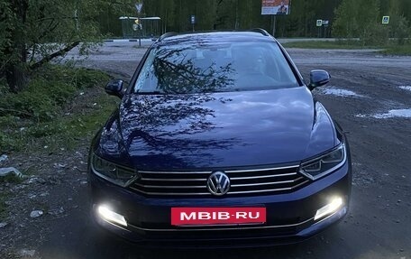 Volkswagen Passat B8 рестайлинг, 2018 год, 1 900 000 рублей, 2 фотография