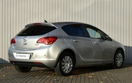 Opel Astra J, 2011 год, 799 000 рублей, 5 фотография