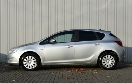 Opel Astra J, 2011 год, 799 000 рублей, 8 фотография