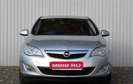 Opel Astra J, 2011 год, 799 000 рублей, 2 фотография