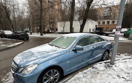 Mercedes-Benz E-Класс, 2011 год, 1 400 000 рублей, 5 фотография