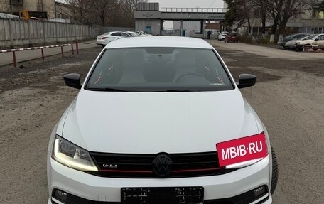 Volkswagen Jetta VI, 2017 год, 1 800 000 рублей, 3 фотография