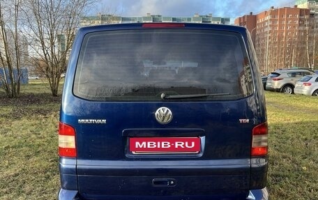 Volkswagen Multivan T5, 2004 год, 1 370 000 рублей, 6 фотография