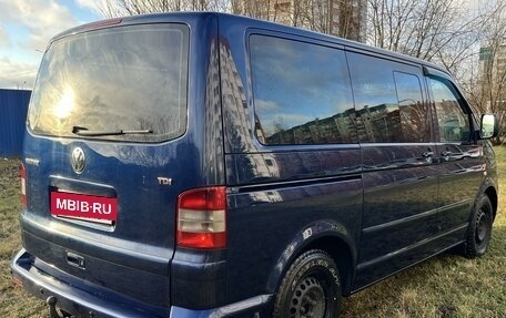 Volkswagen Multivan T5, 2004 год, 1 370 000 рублей, 5 фотография