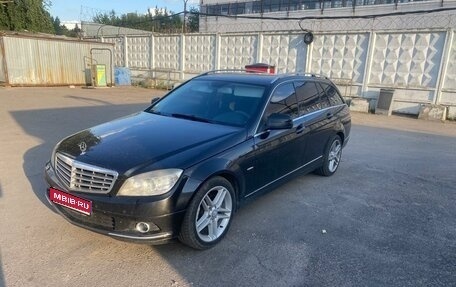 Mercedes-Benz C-Класс, 2008 год, 1 200 000 рублей, 1 фотография