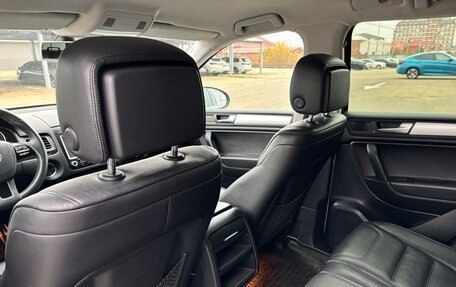 Volkswagen Touareg III, 2013 год, 1 990 000 рублей, 16 фотография