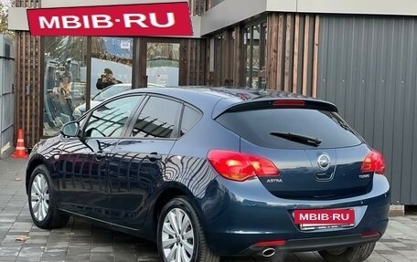 Opel Astra J, 2011 год, 820 000 рублей, 6 фотография