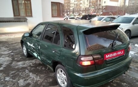 Nissan Almera, 1998 год, 95 000 рублей, 2 фотография