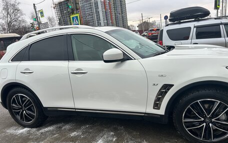 Infiniti QX70, 2017 год, 3 300 000 рублей, 4 фотография