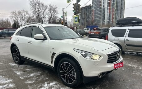 Infiniti QX70, 2017 год, 3 300 000 рублей, 3 фотография