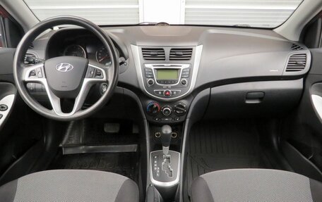 Hyundai Solaris II рестайлинг, 2012 год, 975 000 рублей, 6 фотография