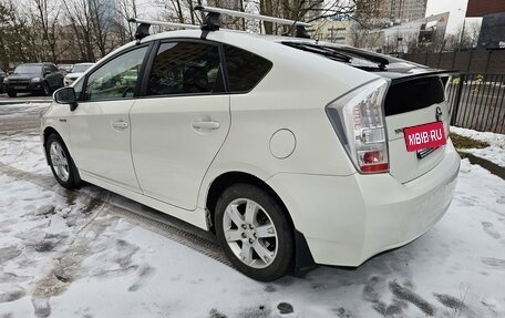 Toyota Prius, 2010 год, 1 197 000 рублей, 5 фотография