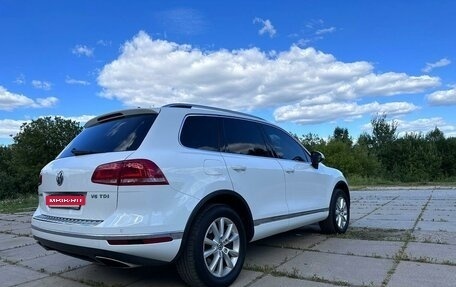 Volkswagen Touareg III, 2016 год, 3 350 000 рублей, 4 фотография