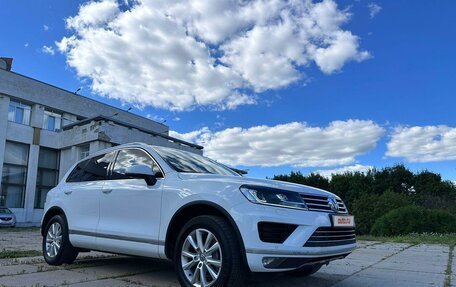 Volkswagen Touareg III, 2016 год, 3 350 000 рублей, 24 фотография