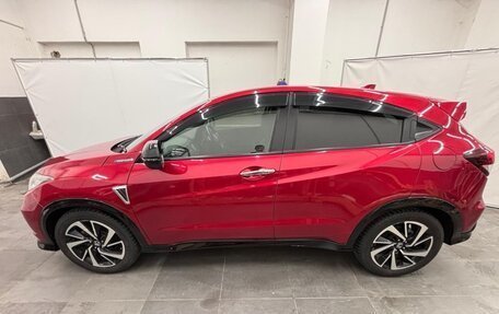 Honda Vezel, 2017 год, 1 690 000 рублей, 2 фотография