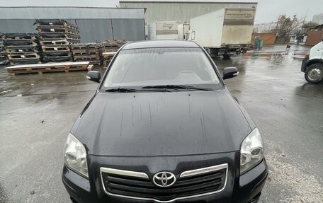 Toyota Avensis III рестайлинг, 2008 год, 770 000 рублей, 1 фотография