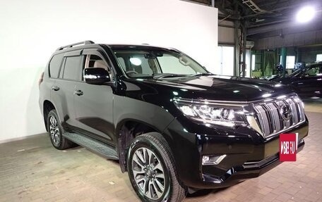 Toyota Land Cruiser Prado 150 рестайлинг 2, 2023 год, 5 615 000 рублей, 2 фотография