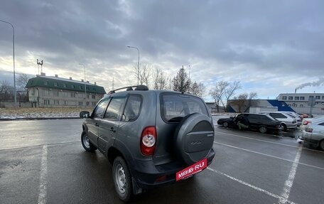 Chevrolet Niva I рестайлинг, 2015 год, 680 000 рублей, 4 фотография