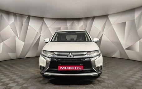 Mitsubishi Outlander III рестайлинг 3, 2018 год, 2 097 000 рублей, 6 фотография