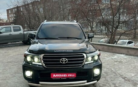 Toyota Land Cruiser 200, 2010 год, 2 900 000 рублей, 4 фотография