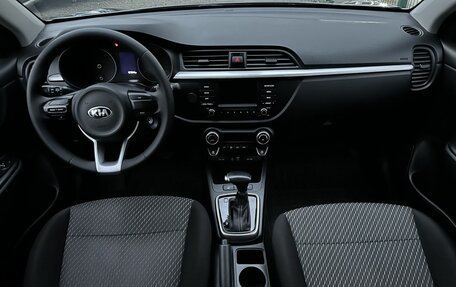 KIA Rio IV, 2018 год, 1 670 000 рублей, 7 фотография