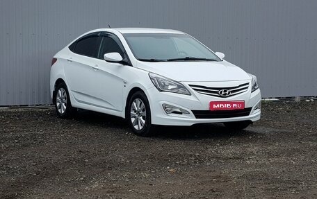 Hyundai Solaris II рестайлинг, 2015 год, 1 095 000 рублей, 1 фотография