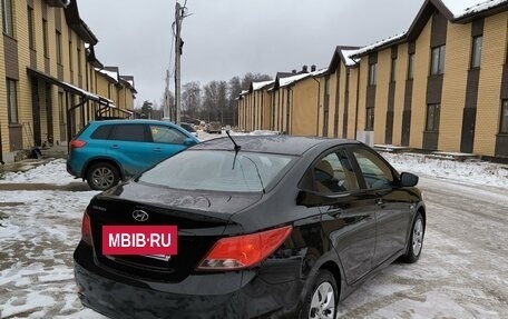 Hyundai Solaris II рестайлинг, 2016 год, 1 000 000 рублей, 3 фотография