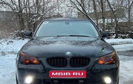 BMW 5 серия, 2004 год, 750 000 рублей, 3 фотография