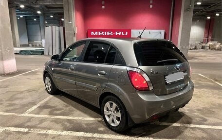 KIA Rio II, 2010 год, 880 000 рублей, 6 фотография