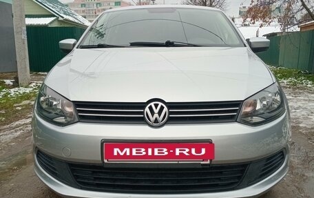 Volkswagen Polo VI (EU Market), 2014 год, 900 000 рублей, 3 фотография