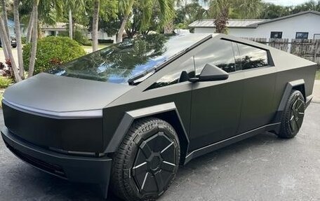 Tesla Cybertruck, 2024 год, 21 780 000 рублей, 1 фотография