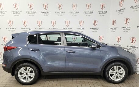 KIA Sportage IV рестайлинг, 2018 год, 1 990 000 рублей, 4 фотография