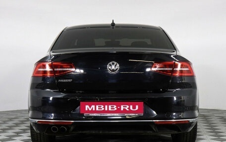 Volkswagen Passat B8 рестайлинг, 2018 год, 2 297 000 рублей, 6 фотография