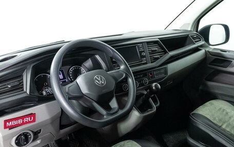 Volkswagen Caravelle T6 рестайлинг, 2021 год, 3 590 000 рублей, 11 фотография