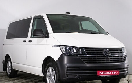 Volkswagen Caravelle T6 рестайлинг, 2021 год, 3 590 000 рублей, 3 фотография