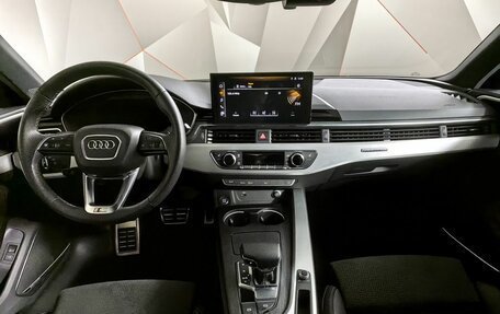 Audi A4, 2021 год, 4 659 700 рублей, 10 фотография