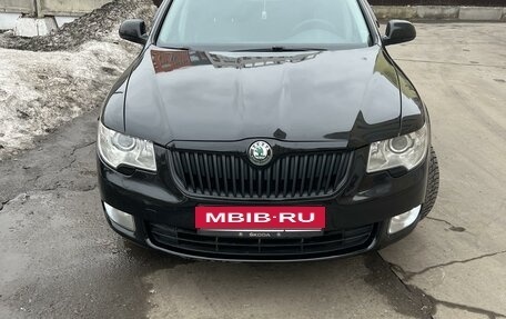 Skoda Superb III рестайлинг, 2011 год, 1 250 000 рублей, 2 фотография