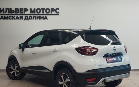 Renault Kaptur I рестайлинг, 2018 год, 1 599 000 рублей, 10 фотография