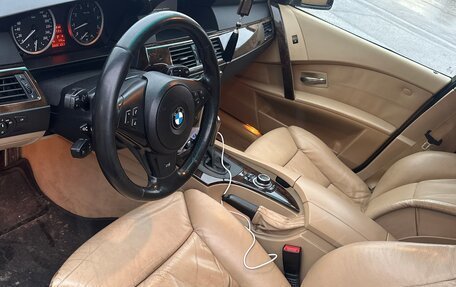 BMW 5 серия, 2006 год, 1 000 000 рублей, 6 фотография