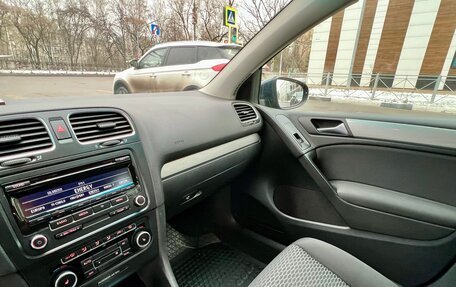 Volkswagen Golf VI, 2011 год, 835 000 рублей, 28 фотография