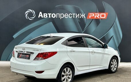 Hyundai Solaris II рестайлинг, 2011 год, 690 000 рублей, 5 фотография