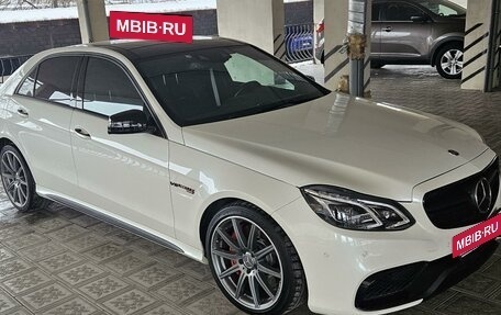 Mercedes-Benz E-Класс AMG, 2015 год, 3 500 000 рублей, 7 фотография