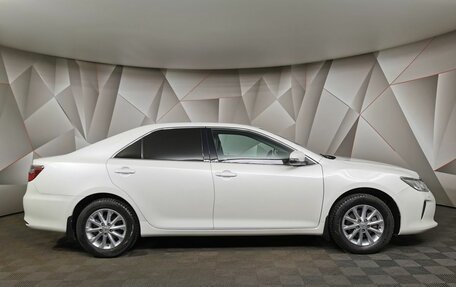 Toyota Camry, 2015 год, 1 995 000 рублей, 6 фотография