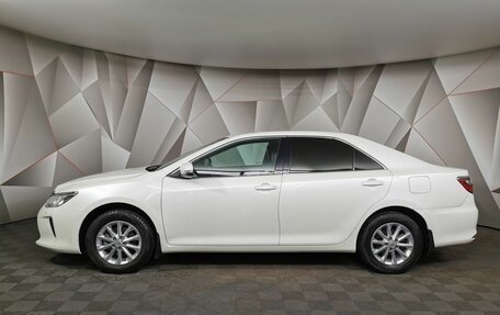 Toyota Camry, 2015 год, 1 995 000 рублей, 5 фотография