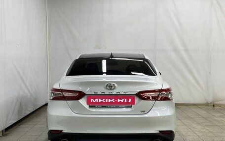 Toyota Camry, 2019 год, 3 000 000 рублей, 6 фотография