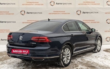 Volkswagen Passat B8 рестайлинг, 2015 год, 2 040 000 рублей, 8 фотография