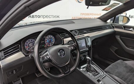 Volkswagen Passat B8 рестайлинг, 2015 год, 2 040 000 рублей, 18 фотография