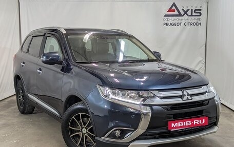 Mitsubishi Outlander III рестайлинг 3, 2017 год, 2 180 000 рублей, 2 фотография